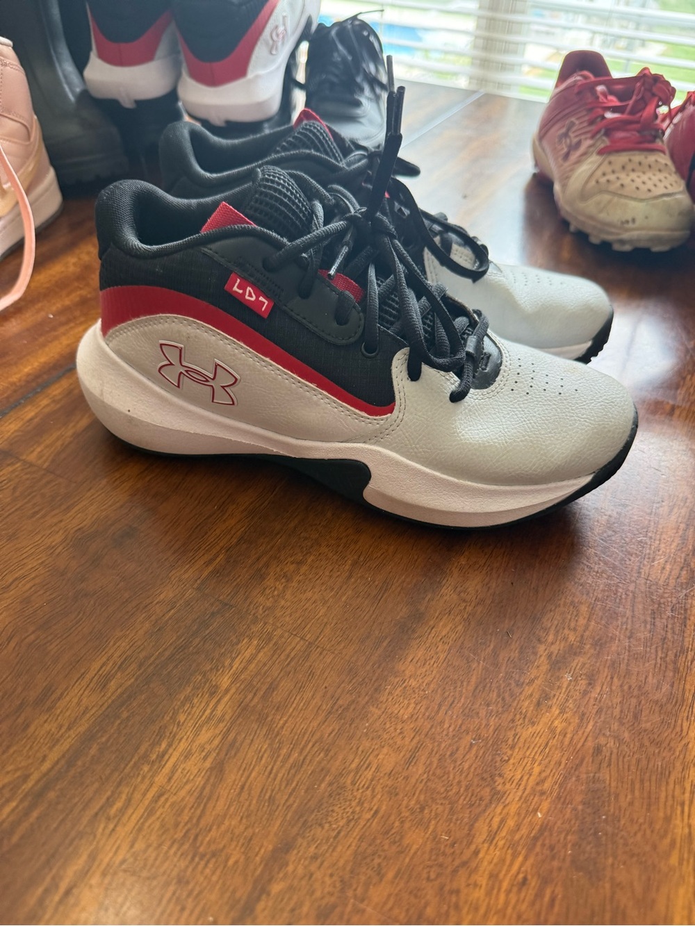 Under Armour Kids Black/White/Red Basketball Sneakers